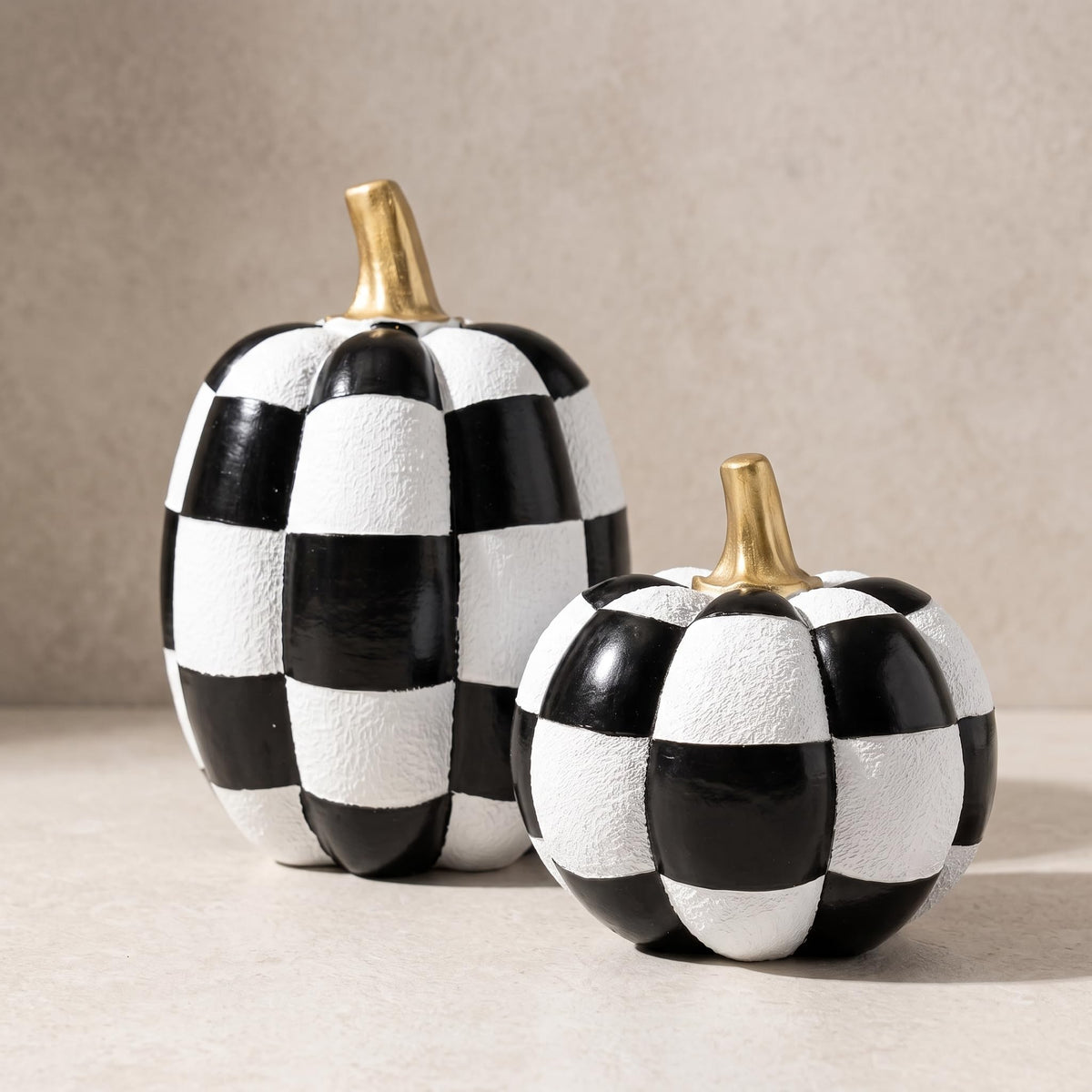 Mackenzie Dupe Checkered Pumpkin