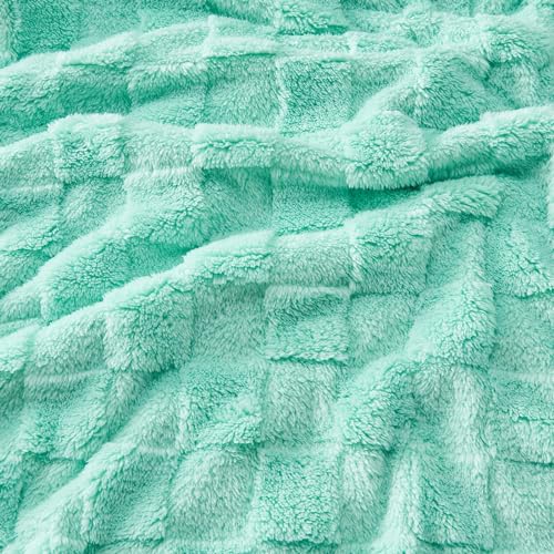 Checkered Throw Blanket