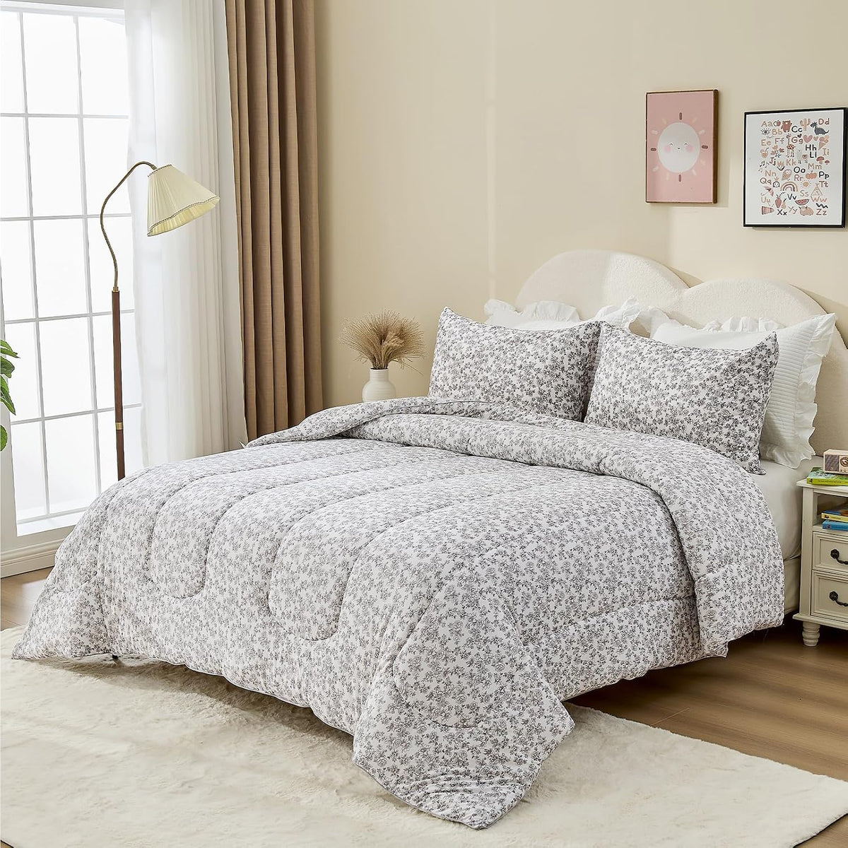 Queen Comforter Set
